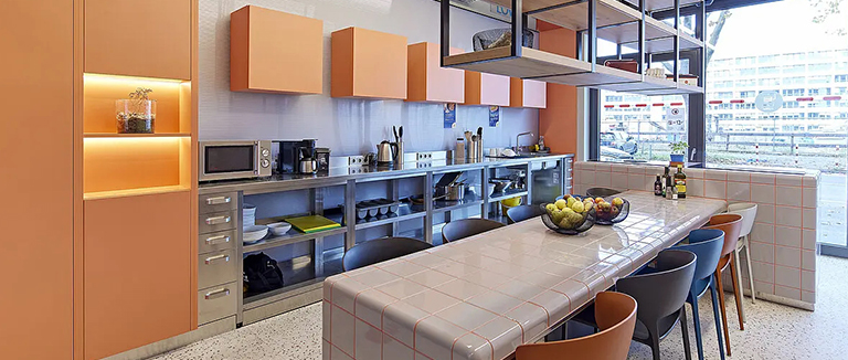 meininger-cologne-02