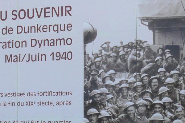 war memorial in Dunkirk