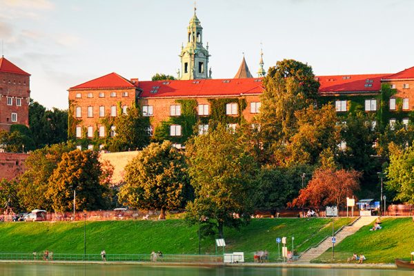 krakow-auschwitz-hero